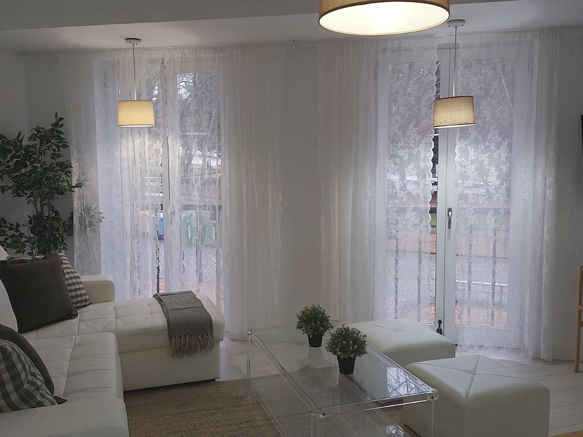 Luminoso Apartamento Canton แฟร์โรล ภายนอก รูปภาพ